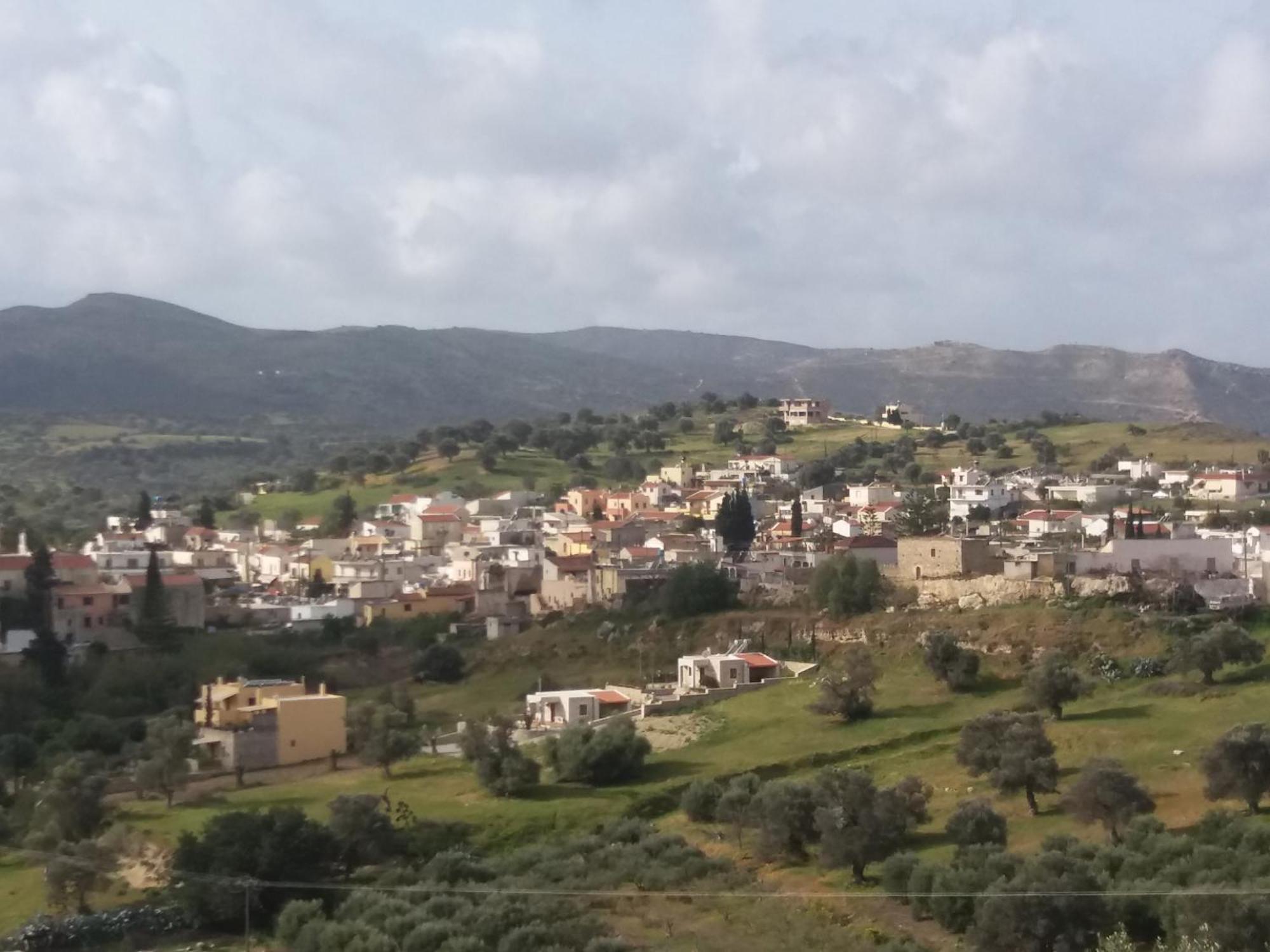 Sivas Apartments-Studios,Sigelakis With Very Nice View חדר תמונה